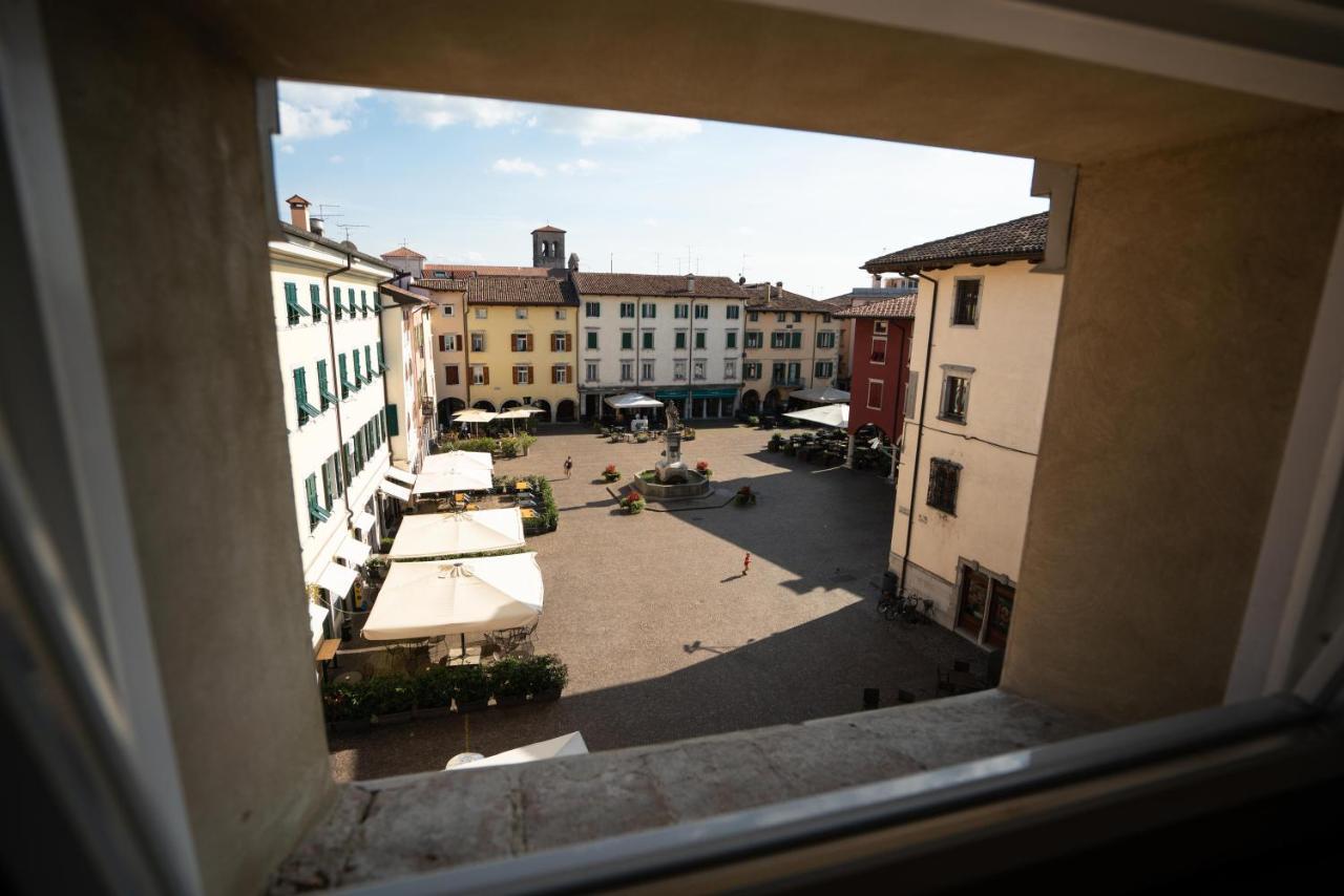 Loft In Piazza Con Soppalco Apartment Cividale Del Friuli Exterior photo