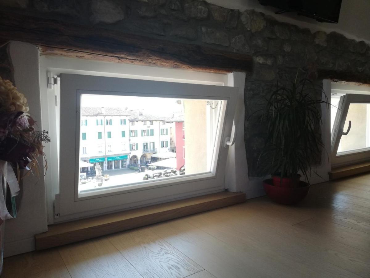 Loft In Piazza Con Soppalco Apartment Cividale Del Friuli Exterior photo